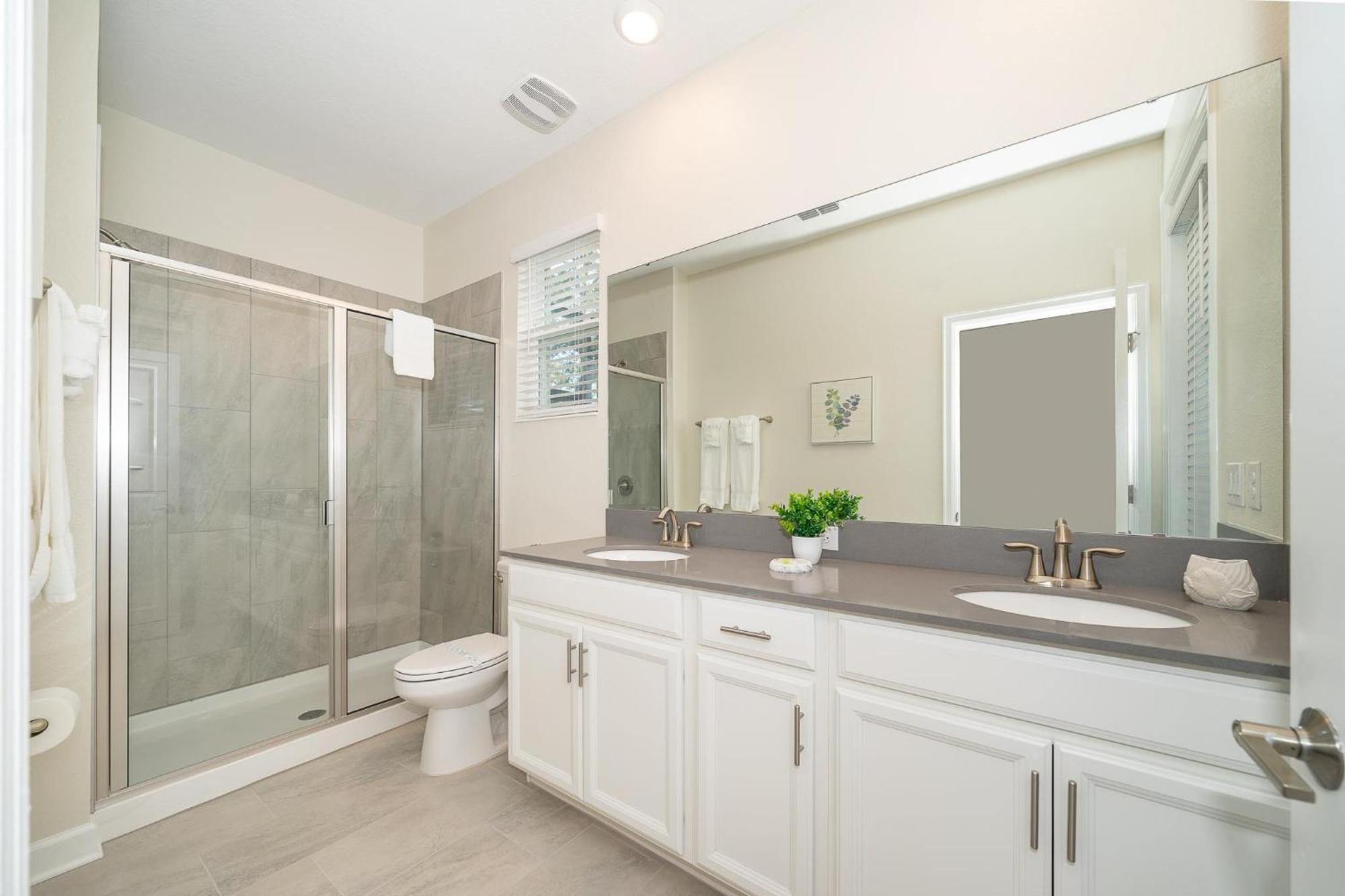 2731ee 5 Bed/5 Ba * Kissimmee